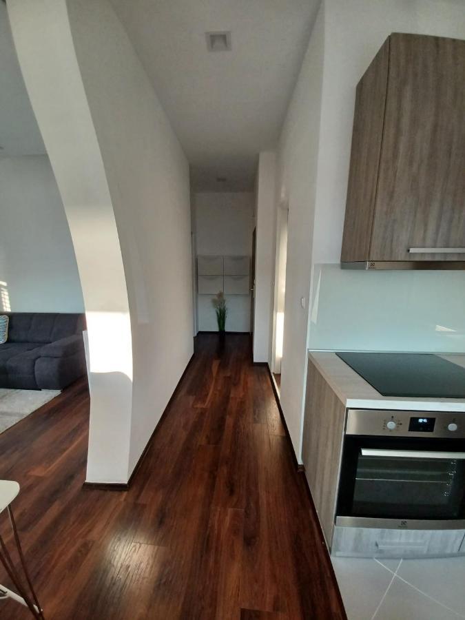 Niko 1 Apartment Mali Losinj Ngoại thất bức ảnh