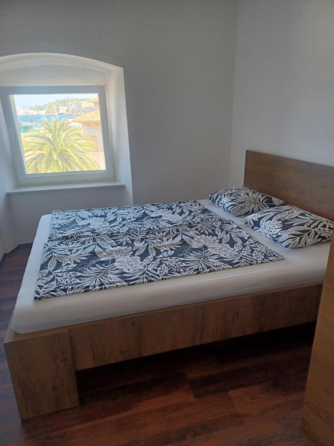 Niko 1 Apartment Mali Losinj Ngoại thất bức ảnh